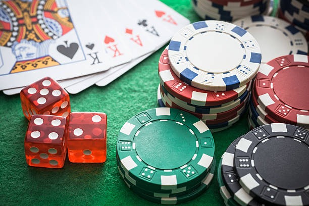 rokokslot mobile app interface showing live casino tables and sportsbook menu